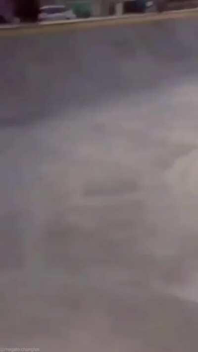 He flew so smoothly for a few seconds there.