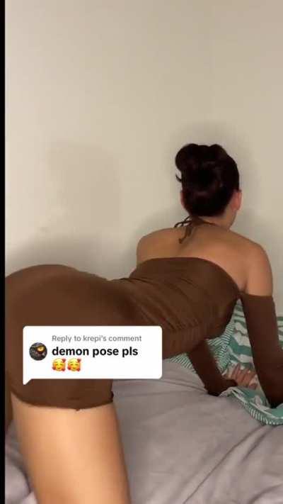 I'm ready to bang her off behind!