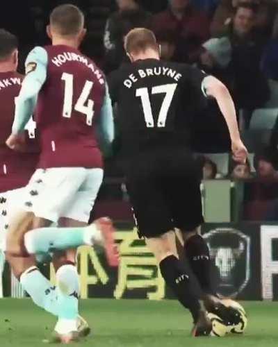 The Undisputed King of PL - Kevin De Bruyne 👑