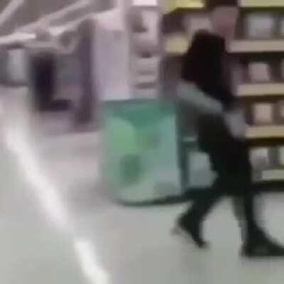 Quién será realmente too yugan? O_-