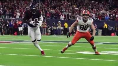 DeMeco Ryans telling Christian Harris step by step how to pick off Joe Flacco for the Texans 2nd pick six.