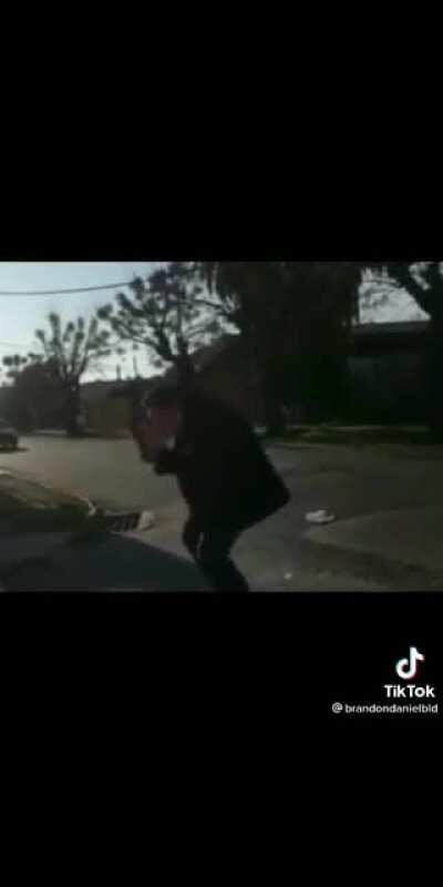 El loco murió hermano