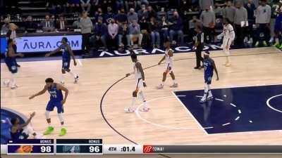 [Highlight] Russell can't hit the game winner. Ant gets the rebound but loses the ball trying to dribble behind the 3pt line, Suns win.