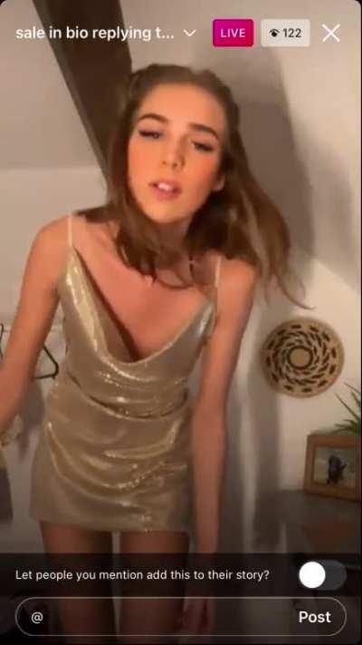 Caught a quick nip slip