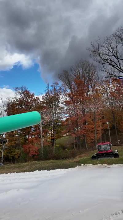 How weather proof snow can stick even in 55 degree weather is both satisfying and breaking my brain! ( Mt. Peter in Warwick NY for anyone curious )