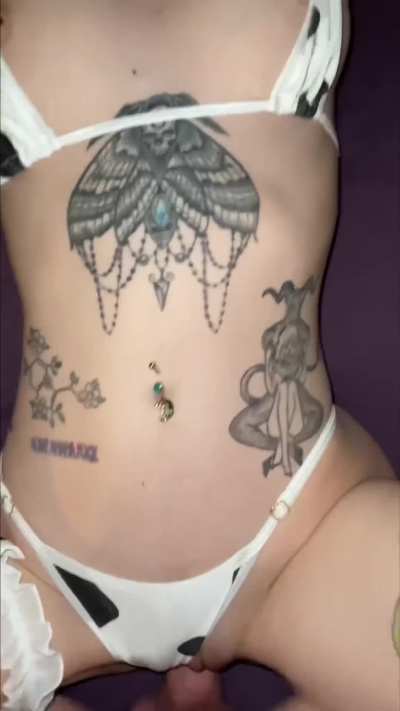 Hey loves it’s Lilli! It’s that time! Pls follow + vote for me on PH! 