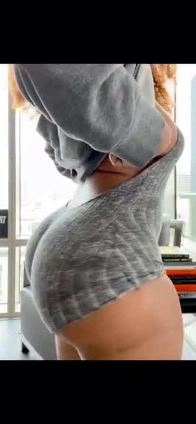 ravieloso Onlyfans isn’t worth it🤷🏾‍♂️