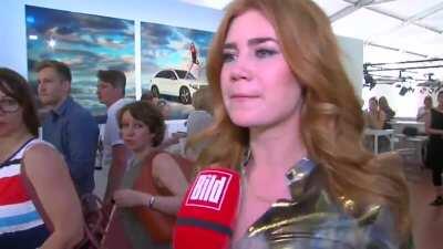 Palina packt ihre titten