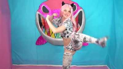 I'M BACK -belle delphine