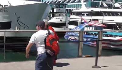 San Diego, CA (2016): Dinner cruise boat sounds 5 short blasts before ramming the pier after transmission failure