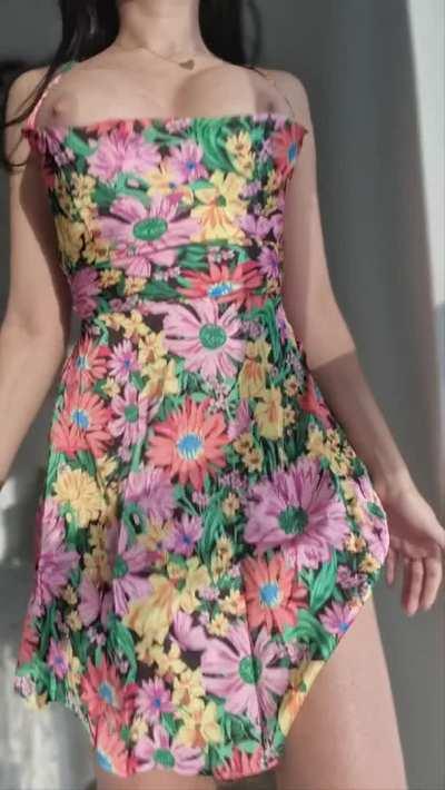 This dress can't contain my big tits