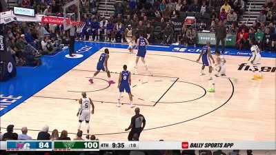 [Highlight] Jrue Holiday steals the ball from Harden for the 3rd time and then sinks the three-pointer in transition!