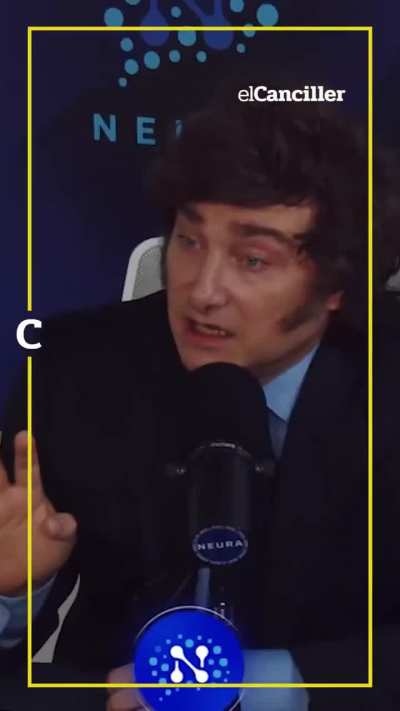 Milei pronosticó que el precio del dólar oficial bajará hasta tocar el piso de la banda establecida por el Gobierno en 1.000 pesos