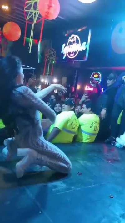 la soifer bailando el paso de anita hasta el piso