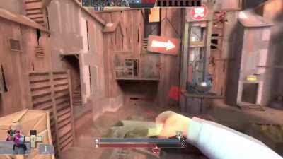 The most random crit you'll ever see (Thank you Gaben)