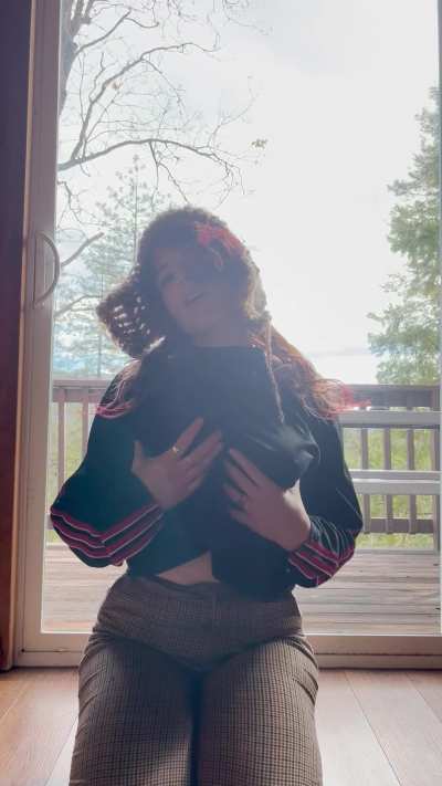 need someone to help keep me warm 🔥