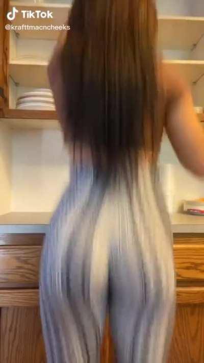 Do you like short girls?