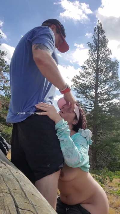 Found a fellow hiker who needed some cock sucking badly 