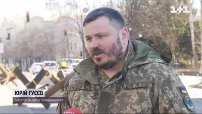 Ukrainian mechanics and tradesmen repairing captured Russian armor vehicles and sending them to the front lines.