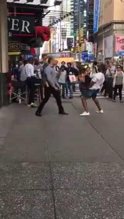 Dude got put to sleep with one punch