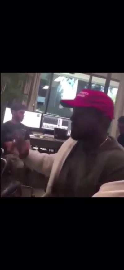 Can anyone do a remix of this? Sorry if it’s already been done Lmk