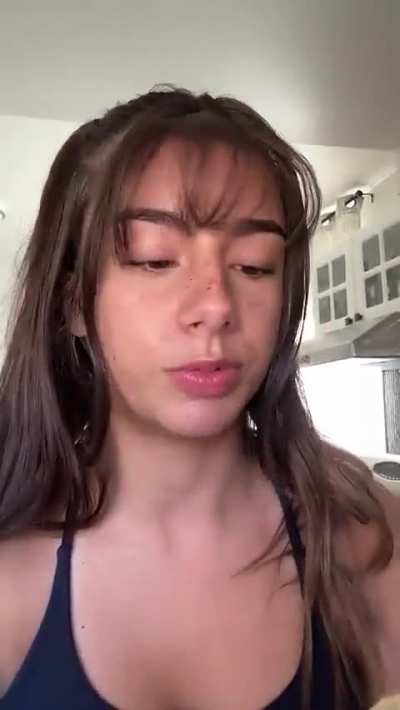 Someone tell me why this banana is literally crispy