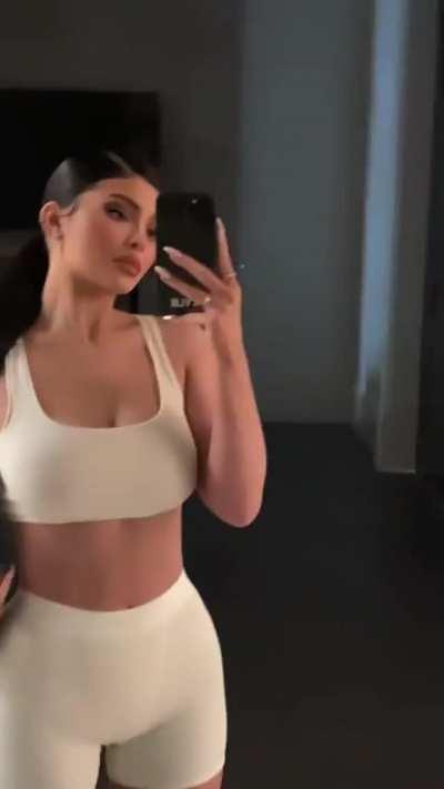 What is your honest opinion of Kylie Jenner, she seems to get a lot of hate on Reddit