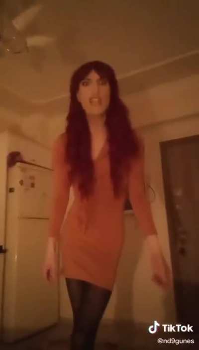 Nerde o yeterki am olsun her türlü sikerim diyen orospu çocuğu? Buyur kardeşim beleş.