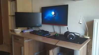 Custom Valorant PC Boot-up