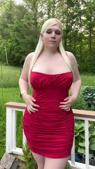 31 [F] A red kinda day ♥️