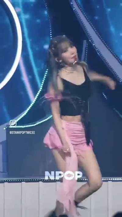 LE SSERAFIM ★ SAKURA