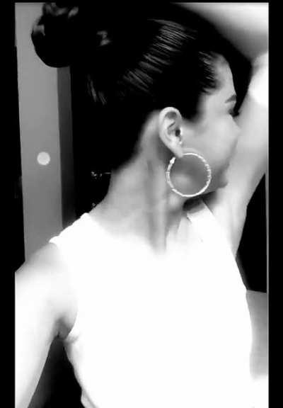 The finest underarms in all the land..