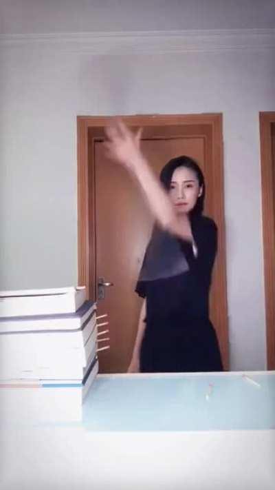 Nunchaku lady at master level