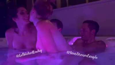 [MFFM] nothing sexier then a kiss and a rub while swapping