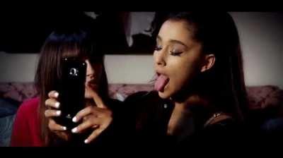 Insert cock here 👅🍆