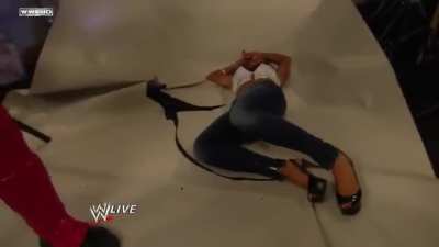 Maryse lays out Eve