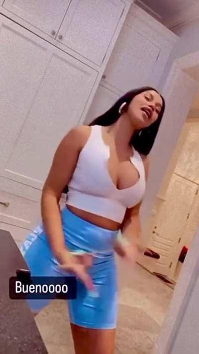 Cardi Dancing With Hard Nips 😮‍💨