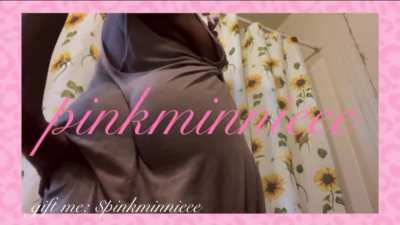 Nothing is more powerful than the farts and voice of a Princess! 💗💋