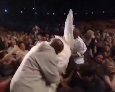 Eminem humiliated at the VMA's