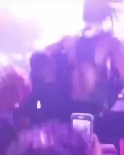 Let's bring back dis legendary video for the 2 years anniversary of Die Lit 🎂🎊🎈