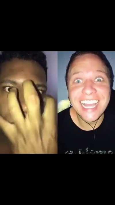 Quem pisca primeiro e...