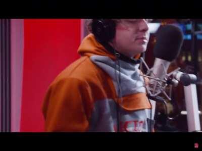 He didn’t have to go there 😭😂💀💀