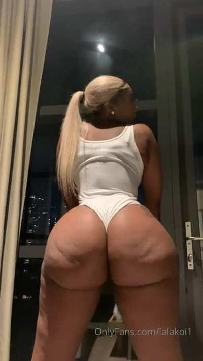 You like ass or naw? more big butts in sub