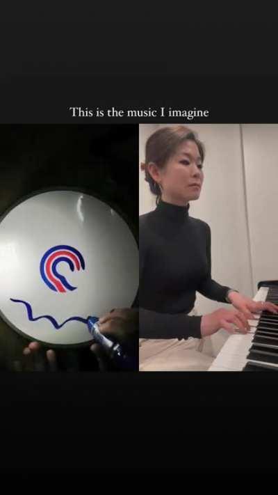 Pianist is asked to express a visual in music