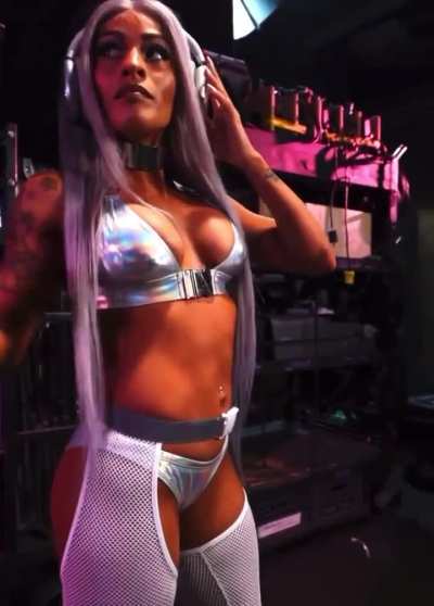 ¿Tienes mucha leche para Zelina Vega?