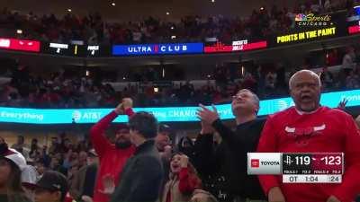 [Highlight] The Rockets can't convert on multiple attempts to tie the game, and Coby White hits the eventual dagger