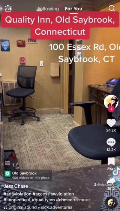 Woman goes off on hotel desk clerk because she asked to see the customer’s service dog’s ID