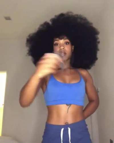 Shaina West (Actress)