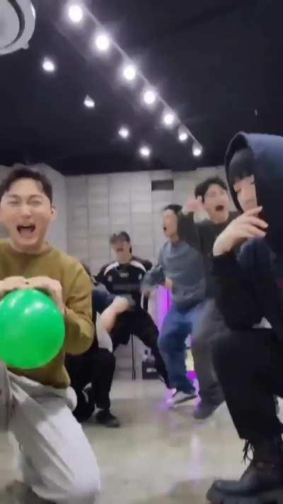 Beatbox Jcob recreats every sound