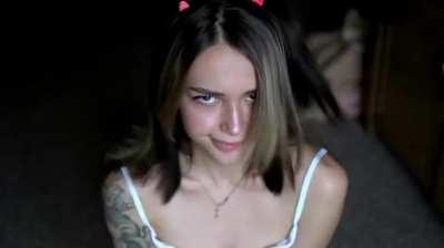 Imagine having me as your roommate 🤫